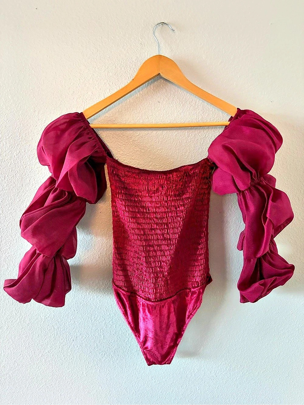 We the free !! Puff Sleeve Bodysuit in Pink Like New